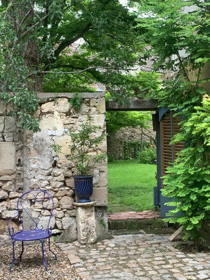 La Petite Maison Crepy en Valois Bagian luar foto