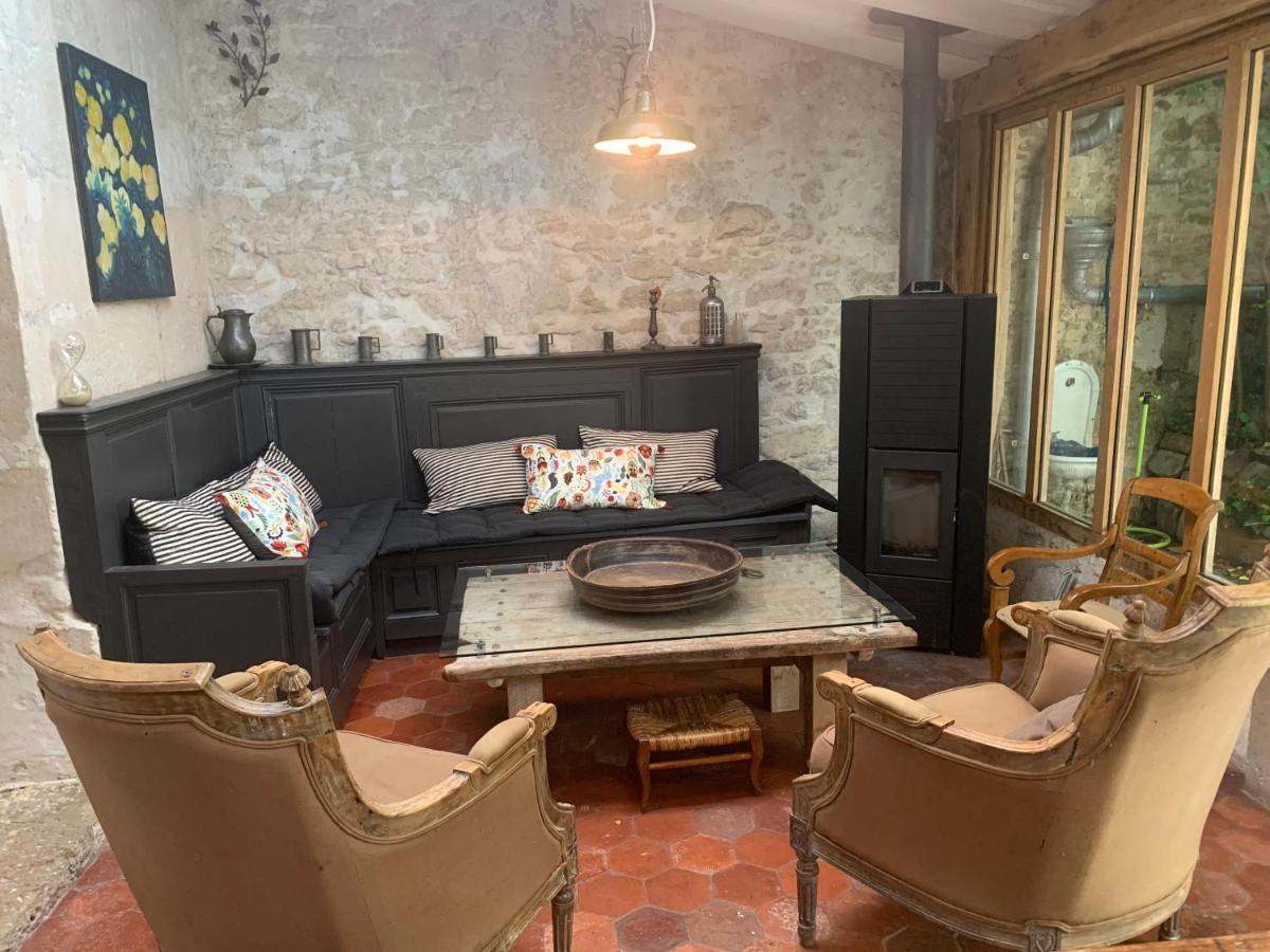 La Petite Maison Crepy en Valois Bagian luar foto