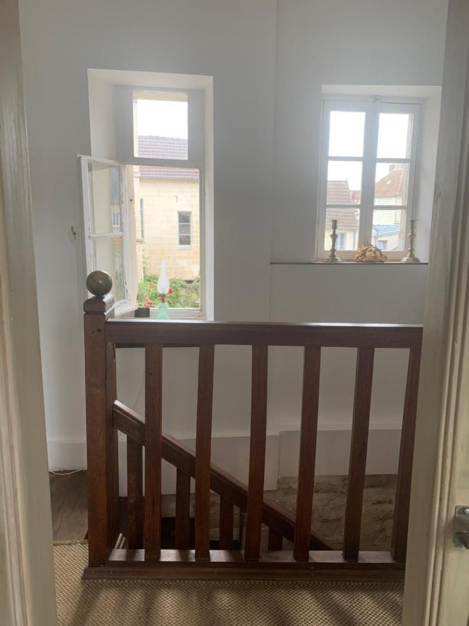 La Petite Maison Crepy en Valois Bagian luar foto